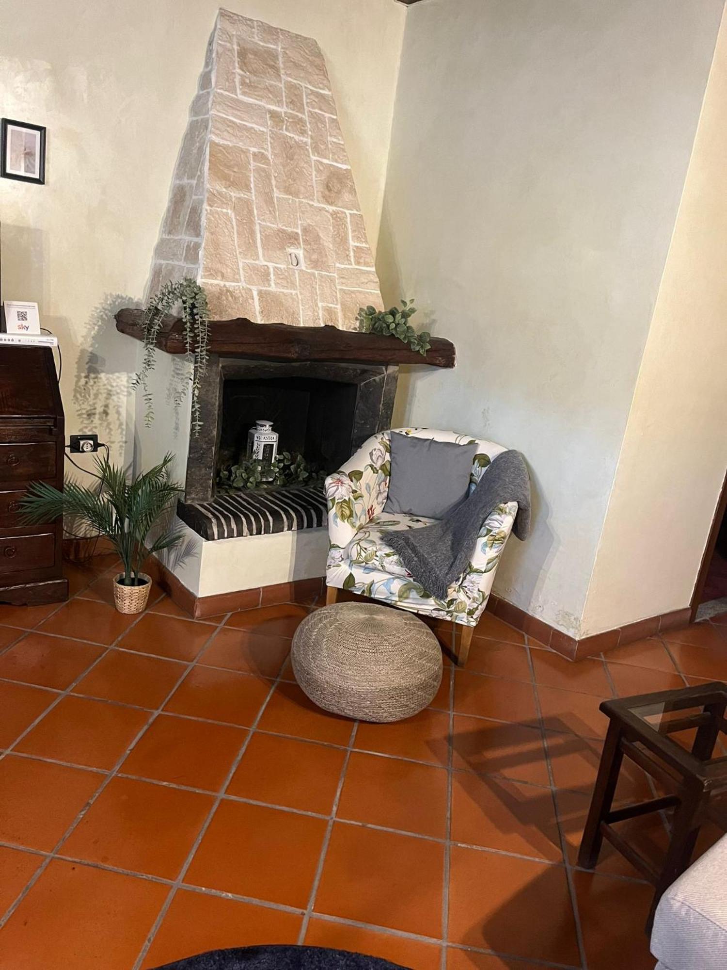 Bilocale Dafne Abbadesse Guest House Mediolan Zewnętrze zdjęcie